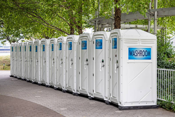 Best Luxury portable toilet rental  in South Whitley, IN